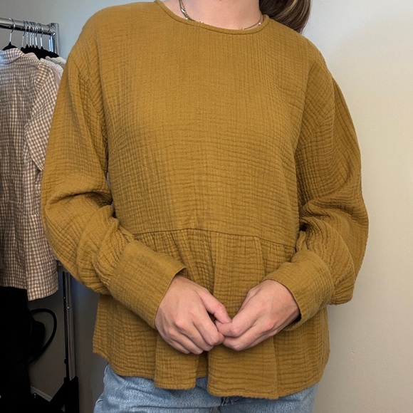 Madewell Cotton gauze button back mustard peplum top - size Large - Picture 1 of 4
